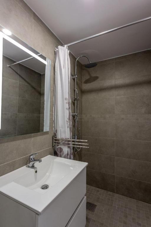 Hotel Alizea Avignon Buitenkant foto