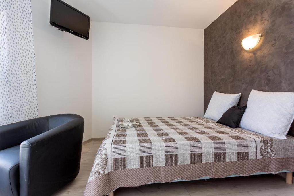 Hotel Alizea Avignon Buitenkant foto